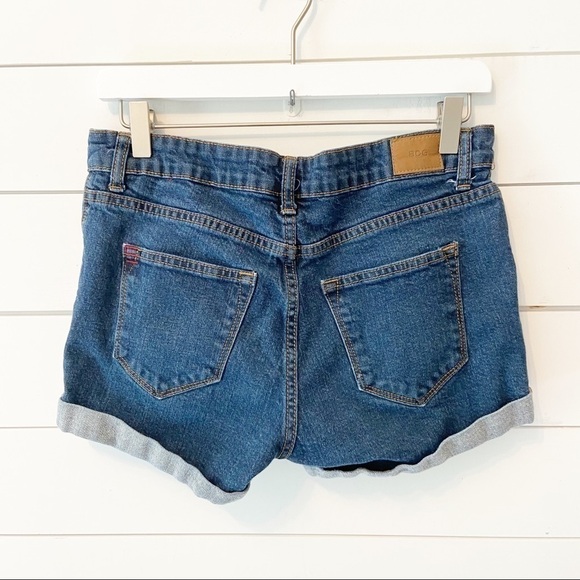 BDG Urban Outfitters Mid Rise Alexia Shortie Shorts Size 29 - Picture 3 of 10